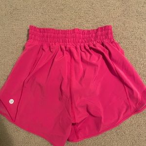 Lululemon Sonic Pink hotty hot shorts size two length 4 in high rise
